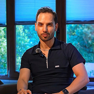 Dr. Ömer Aycan